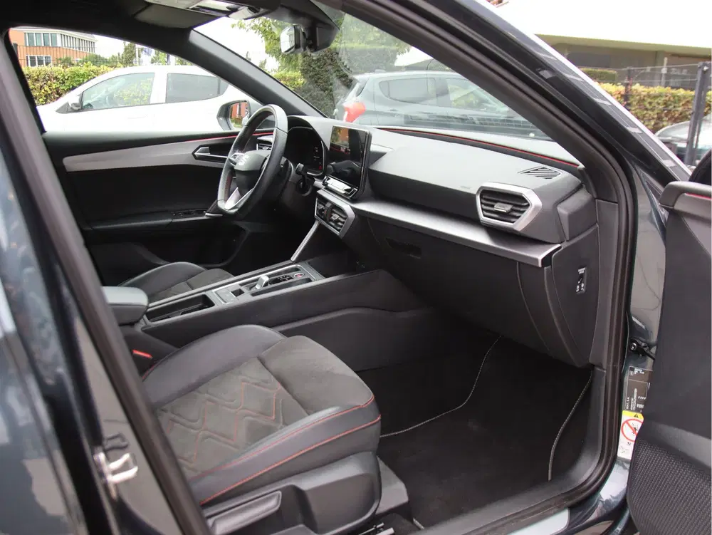 SEAT Leon 1.5 TSI FR Business Intense Automaat uit 2023, foto 11