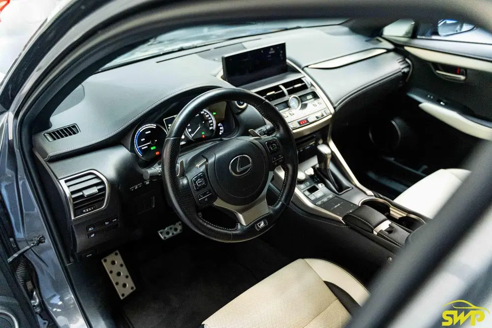 Lexus NX 300h AWD F F SPORT Line uit 2021, foto 4