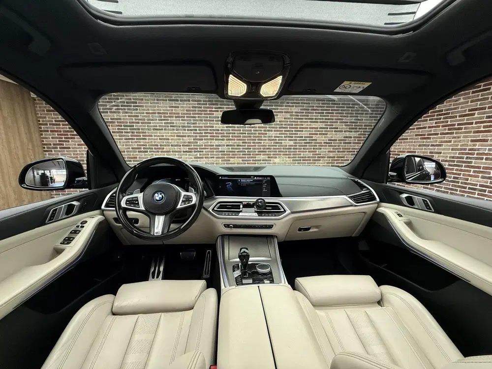 BMW X5 xDrive45e High Executive uit 2021, foto 8