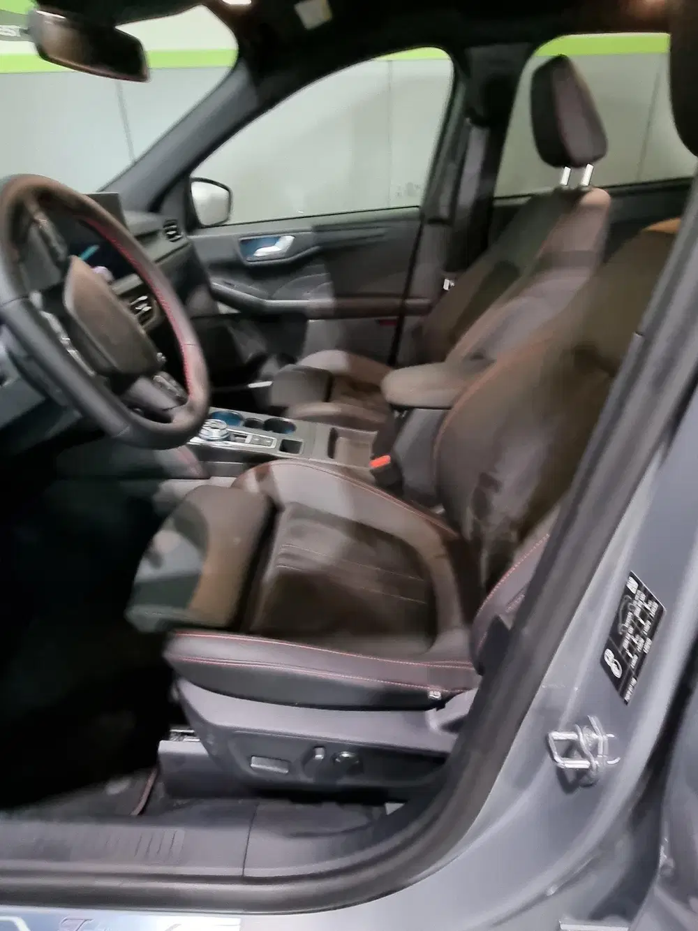 Ford Kuga 2.5 PHEV ST-Line X uit 2026, foto 10