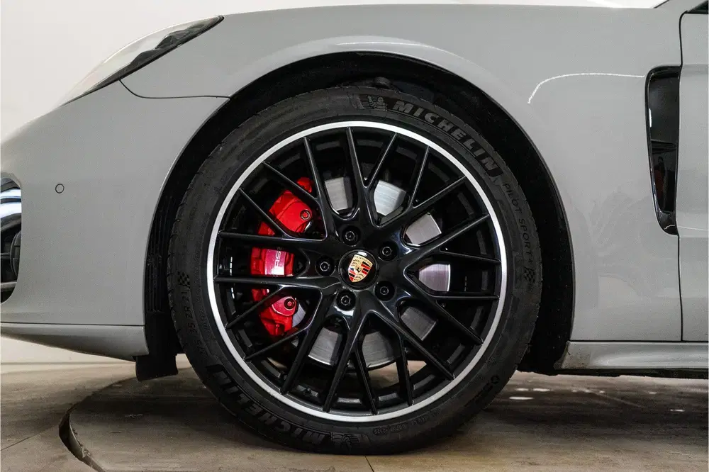 Porsche Panamera Sport Turismo 2.9 4 E-Hybrid Platinum Edit uit 2021, foto 13