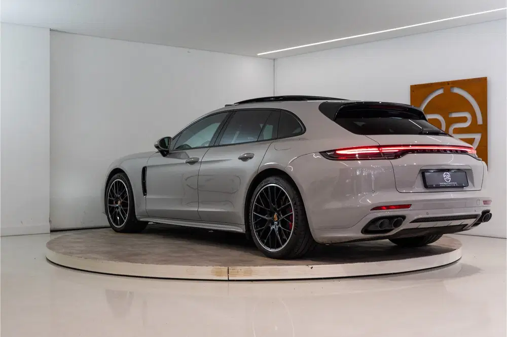 Porsche Panamera Sport Turismo 2.9 4 E-Hybrid Platinum Edit uit 2021, foto 3