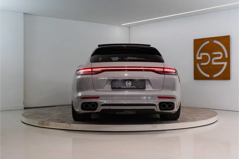 Porsche Panamera Sport Turismo 2.9 4 E-Hybrid Platinum Edit uit 2021, foto 4
