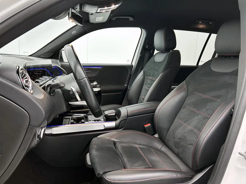 Mercedes-Benz GLB 200 Business Solution AMG Automaat uit 2020, foto 4