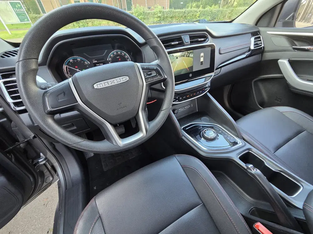 Maxus T90 EV 89 kWh Dubbel Cabine Zwart leer ECC Air uit 2024, foto 15