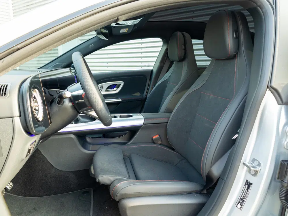 Mercedes-Benz CLA 200 Business Solution AMG uit 2026, foto 7