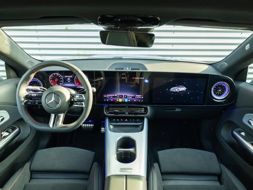 Mercedes-Benz CLA 200 Business Solution AMG uit 2026, foto 9