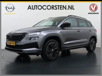 Skoda Karoq 1.5TSI 150PK Automaat Sportline Panoramada uit 2022