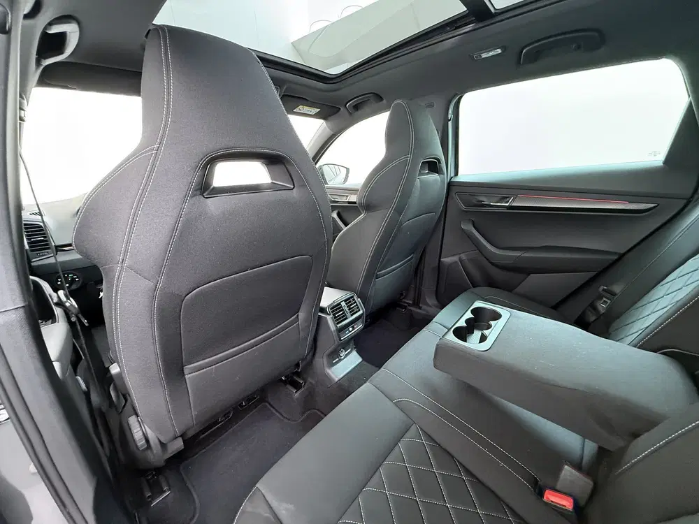Skoda Karoq 1.5TSI 150PK Automaat Sportline Panoramada uit 2022, foto 11