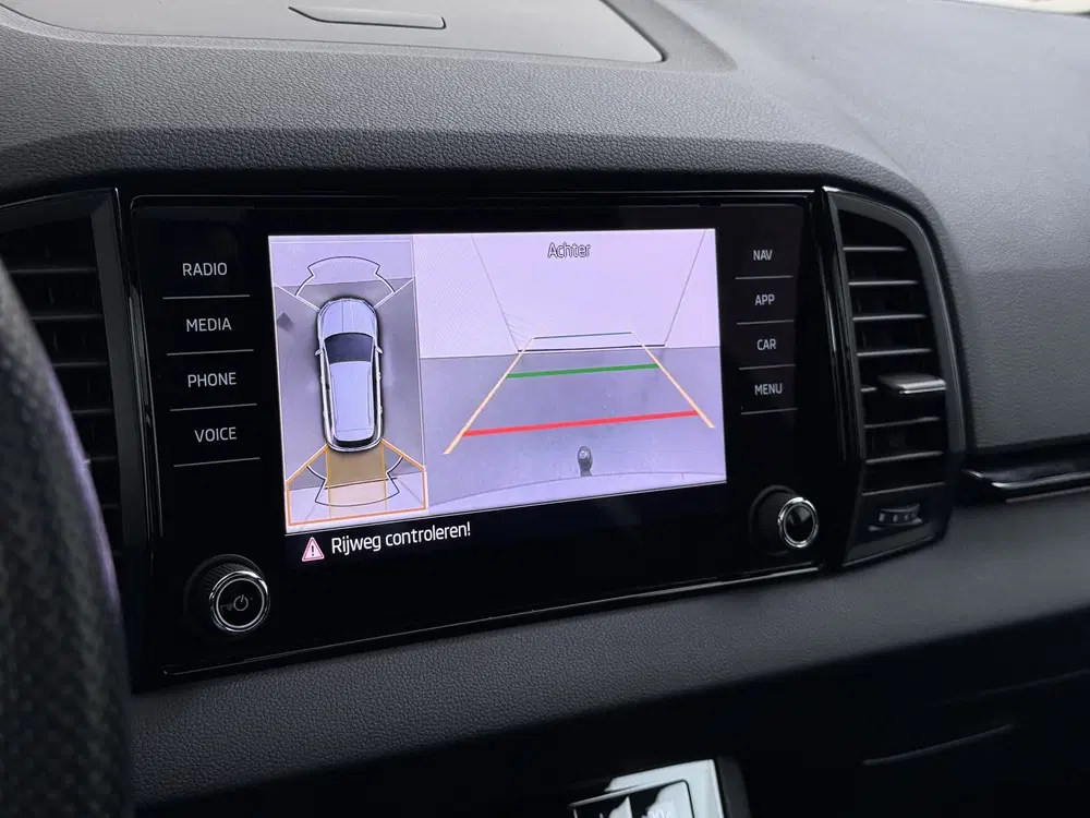 Skoda Karoq 1.5TSI 150PK Automaat Sportline Panoramada uit 2022, foto 13