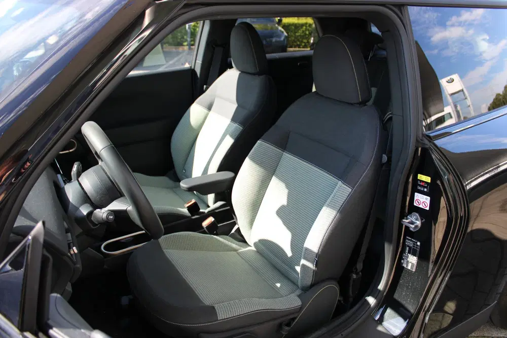 Mini Hatchback Cooper E uit 2026, foto 3