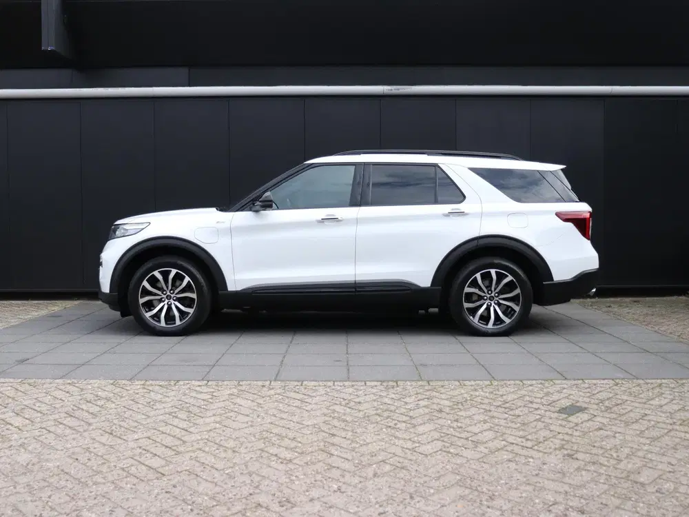 Ford Explorer 3.0 V6 EcoBoost PHEV ST-Line uit 2020, foto 2