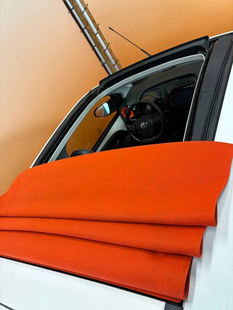 Toyota Aygo 1.0 VVT-i x-otic cabriotop uit 2019, foto 7
