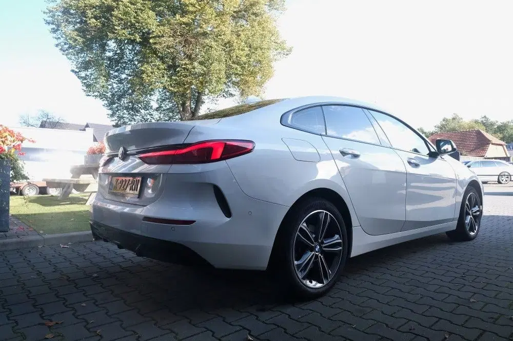 BMW 2-serie 2-serie Gran Coupé 218i High Executive uit 2020, foto 4