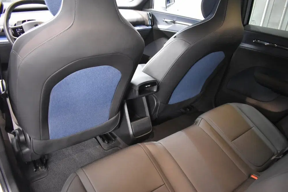 Volvo EX30 Extended Core 69kWh uit 2024, foto 13