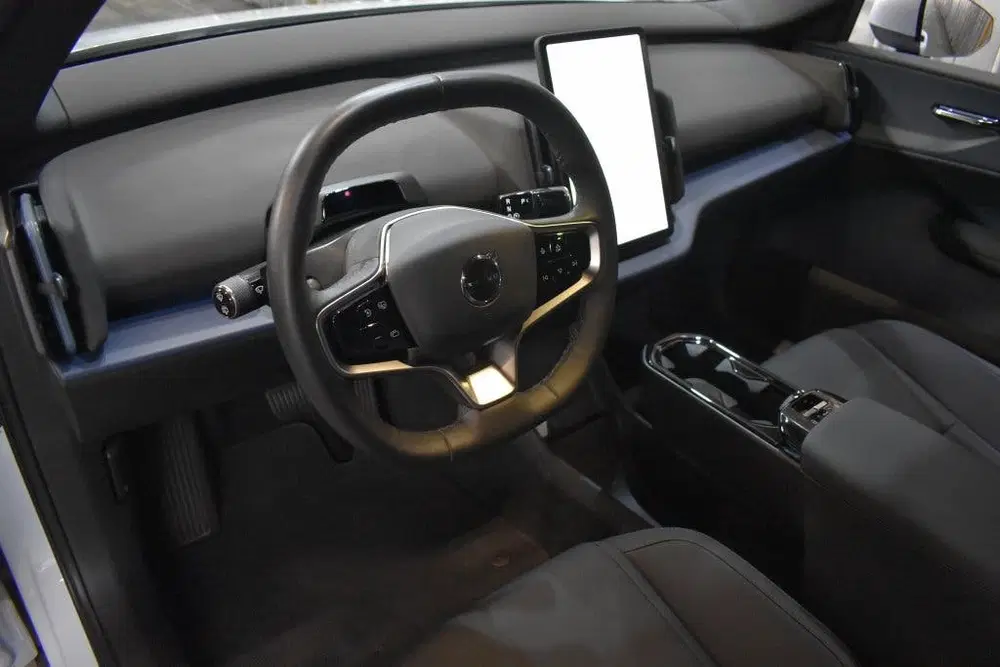 Volvo EX30 Extended Core 69kWh uit 2024, foto 3