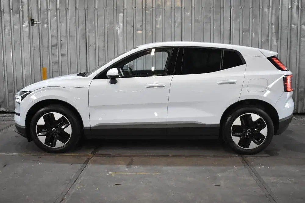 Volvo EX30 Extended Core 69kWh uit 2024, foto 6