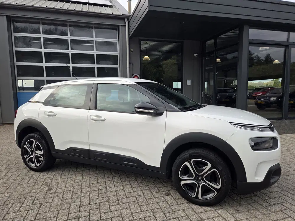Citroën C4 Cactus Citroen C4 Cactus 1.2 PureTech Feel * Navi uit 2019, foto 2