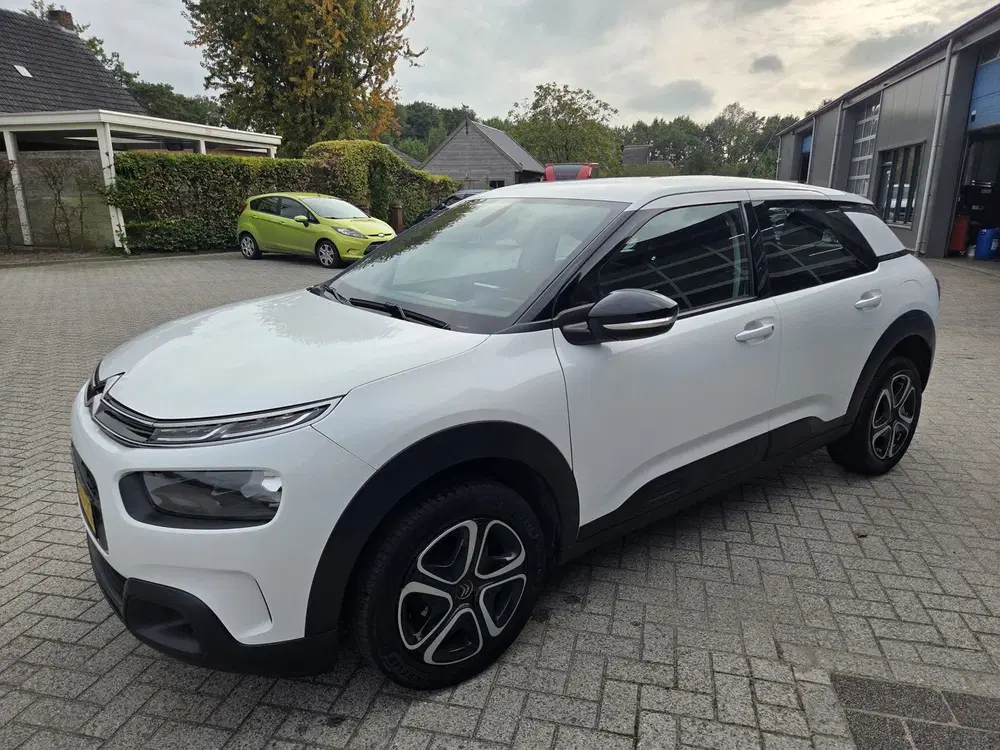 Citroën C4 Cactus Citroen C4 Cactus 1.2 PureTech Feel * Navi uit 2019, foto 8