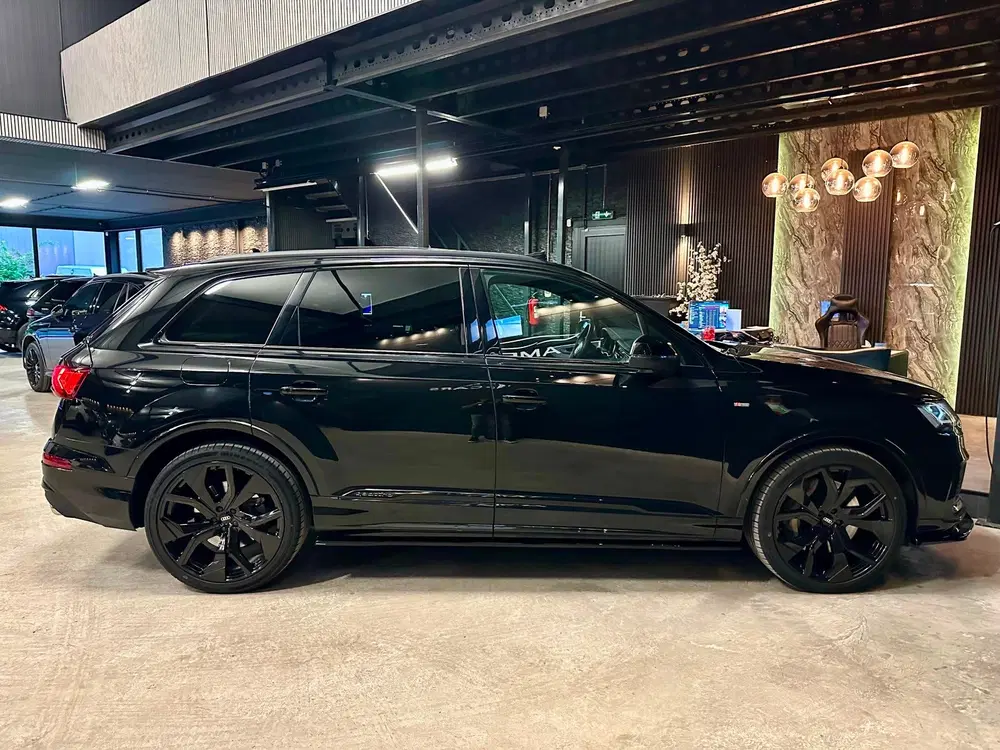Audi Q7 55 TFSI e quattro 3X S-LINE uit 2023, foto 10