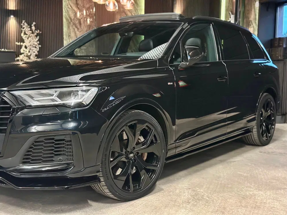 Audi Q7 55 TFSI e quattro 3X S-LINE uit 2023, foto 6
