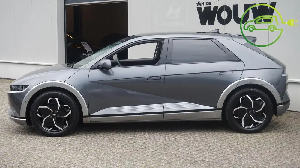 Hyundai IONIQ 5 Lounge 77.4 kWh Panoramadak uit 2023, foto 3