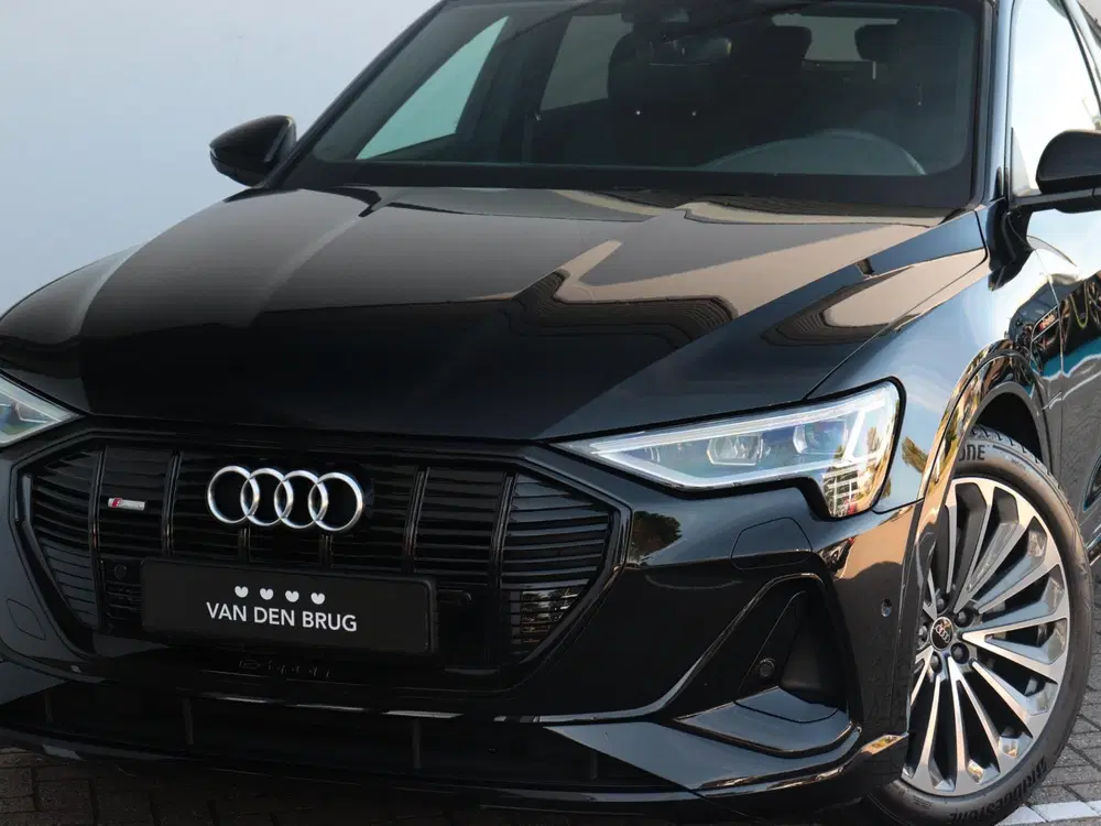 Audi e-tron 50 quattro S edition 71 kWh uit 2022, foto 2