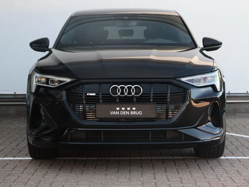 Audi e-tron 50 quattro S edition 71 kWh uit 2022, foto 3