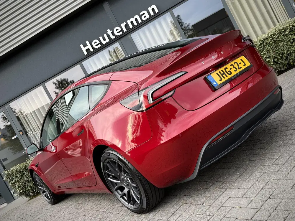 Tesla Model 3 RWD Highland Premium uit 2023