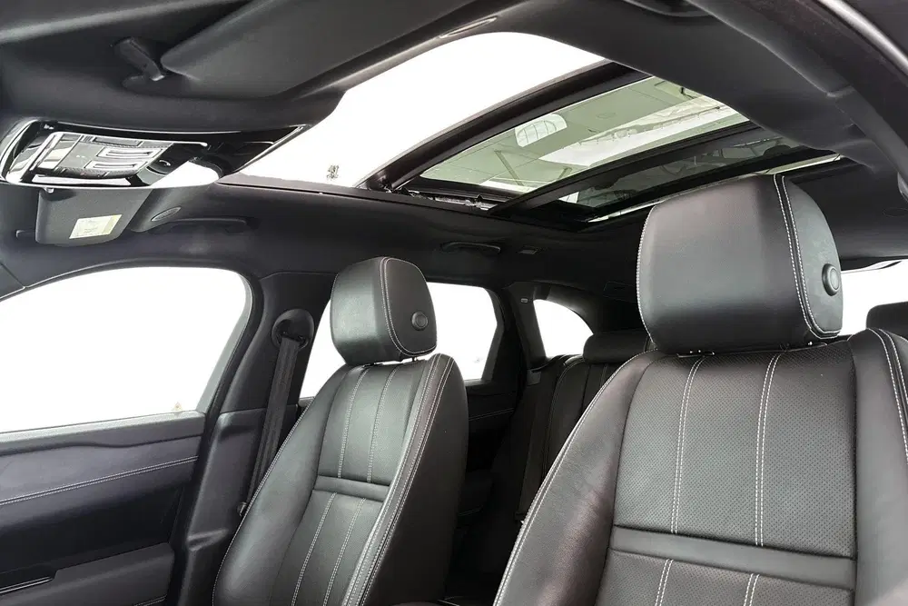Land Rover Range Rover Velar 2.0 P400e R-Dynamic SE Pano Mer uit 2023, foto 8