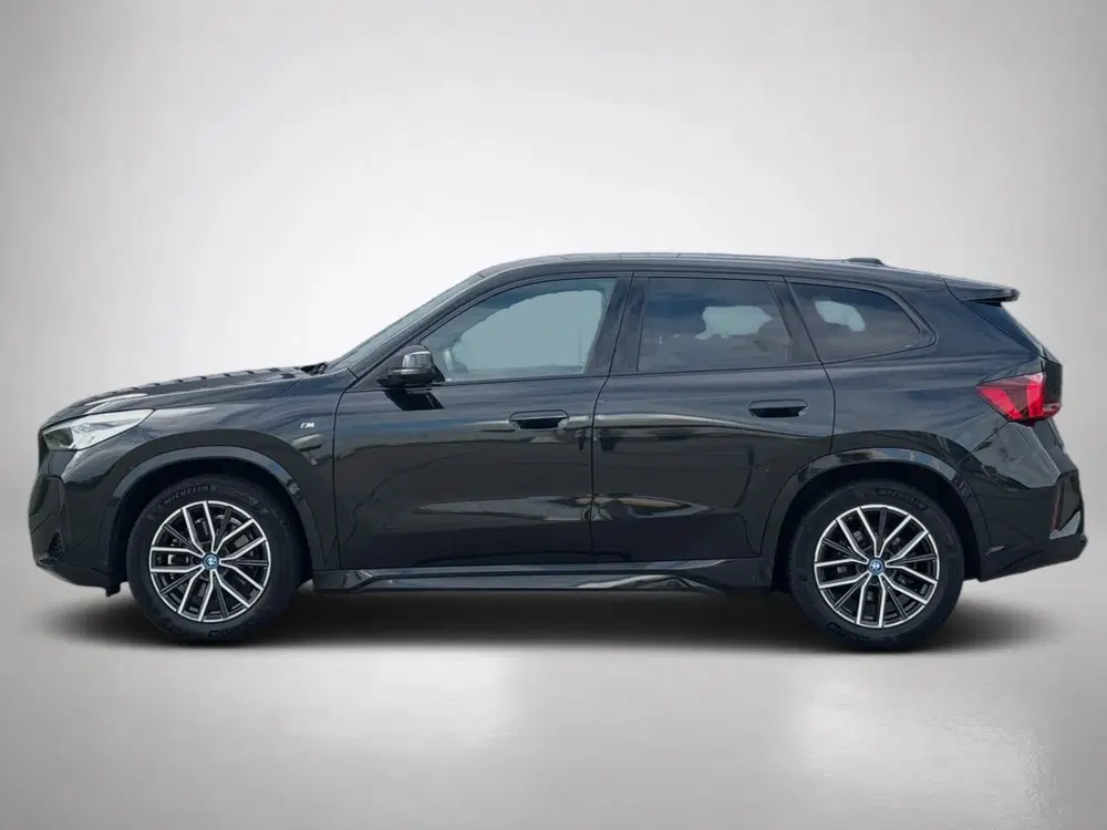 BMW iX1 XDrive30 Launch Edition M-SPORT 96% SOH (N uit 2023, foto 4