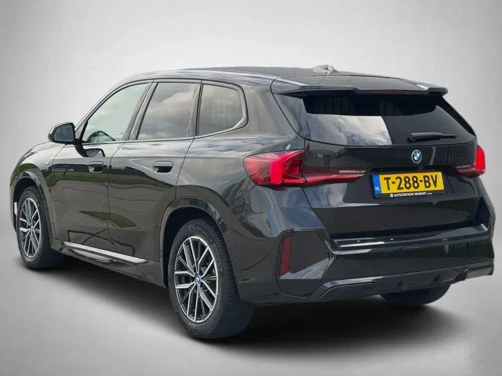 BMW iX1 XDrive30 Launch Edition M-SPORT 96% SOH (N uit 2023, foto 6