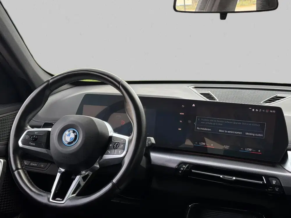 BMW iX1 XDrive30 Launch Edition M-SPORT 96% SOH (N uit 2023, foto 7