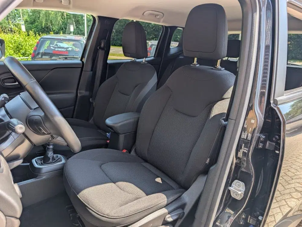 Jeep Renegade 1.0T-E FREEDOM uit 2019, foto 11