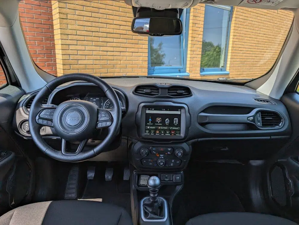 Jeep Renegade 1.0T-E FREEDOM uit 2019, foto 3