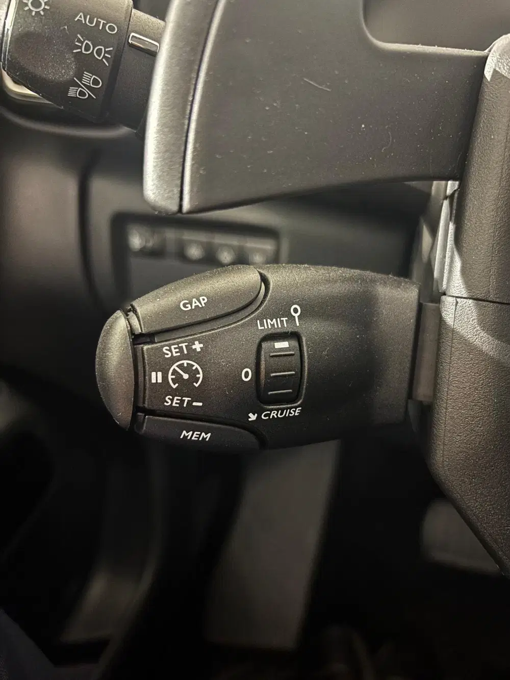 Citroën C5 Aircross Citroen C5 Aircross 1.6 Plug-in Hybrid 225 uit 2025, foto 9