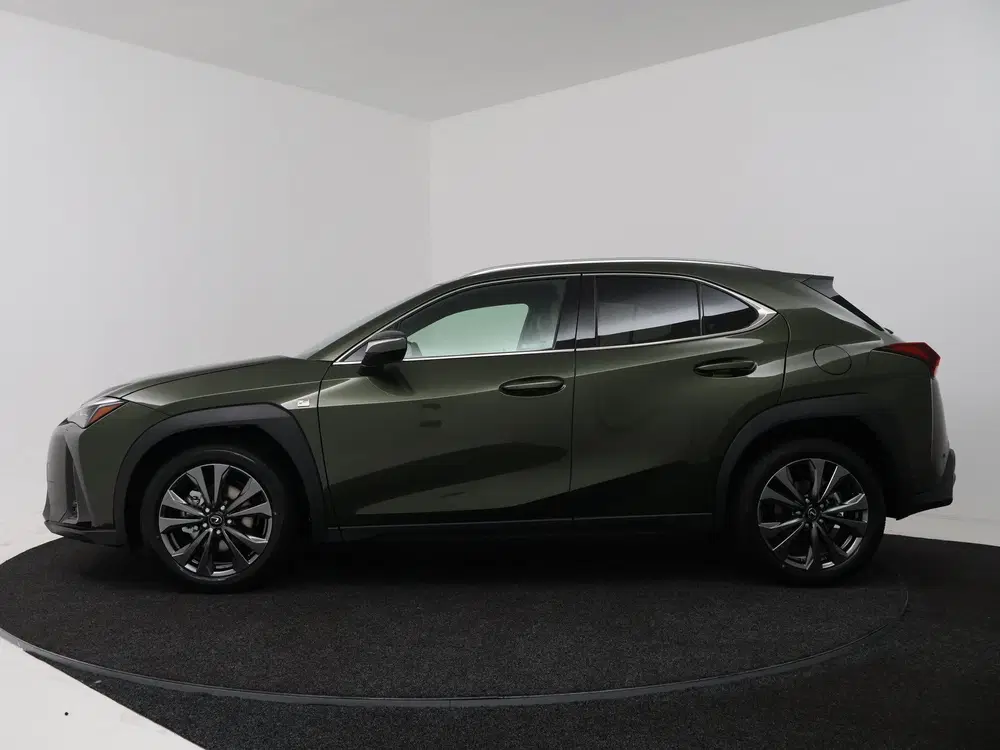Lexus UX 300h Ultimate Edition uit 2026, foto 3