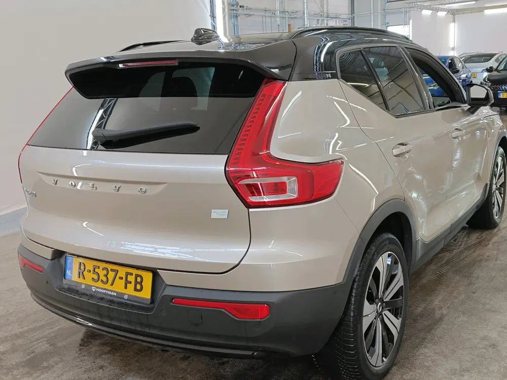 Volvo XC40 78 kWh 408pk Recharge Twin Ultimate uit 2022, foto 5