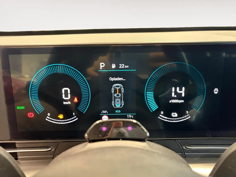 Hyundai KONA 1.6 HYBRID uit 2024, foto 10