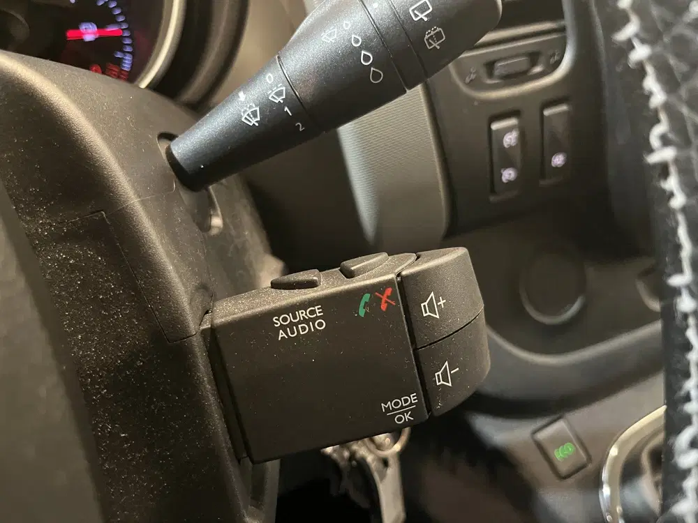 Renault Trafic 1.6 dCi Grand Personenvervoer uit 2019, foto 12