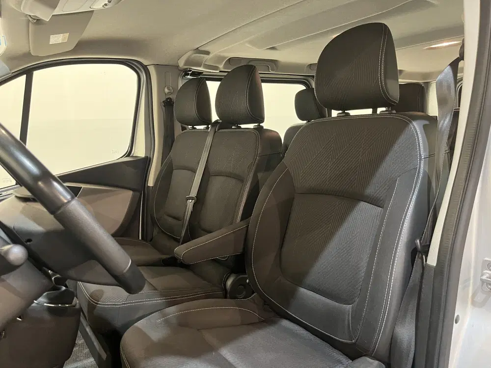 Renault Trafic 1.6 dCi Grand Personenvervoer uit 2019, foto 8