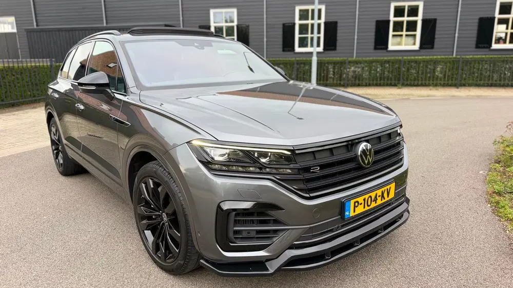 Volkswagen Touareg 3.0 TSi eHybrid 4MOTION R-Line Panoramada uit 2020, foto 11