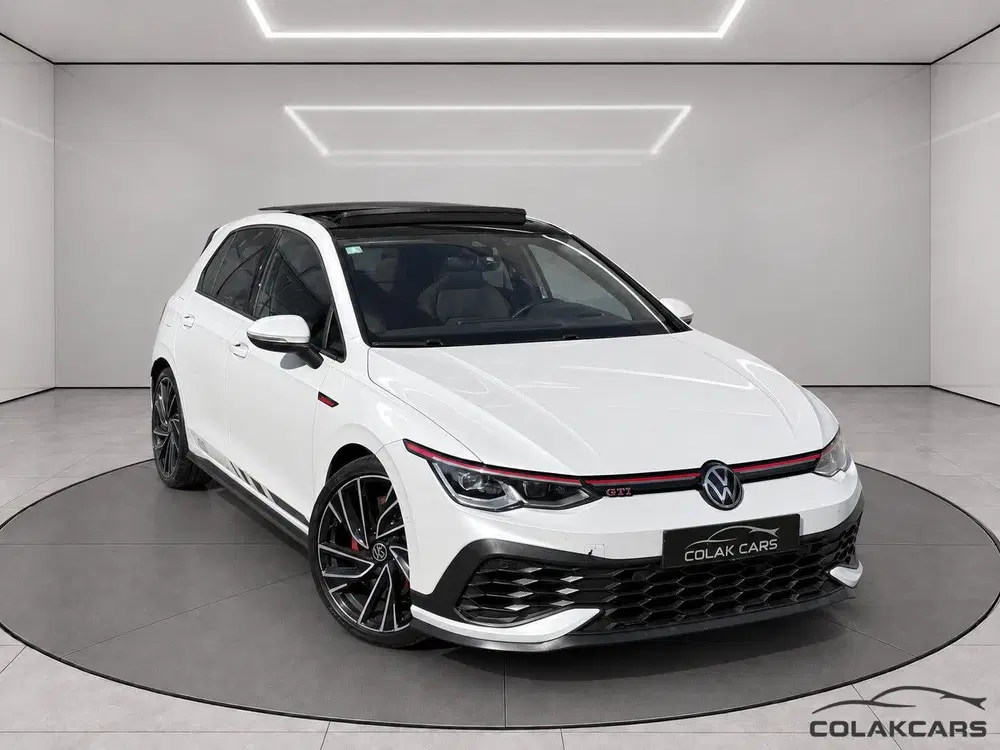 Volkswagen Golf 2.0 TSI GTI uit 2021, foto 2
