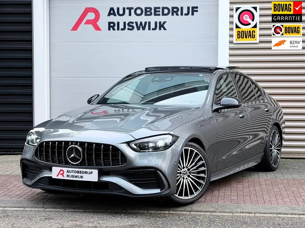 Mercedes-Benz C-Klasse 300 AMG Line Pano uit 2021