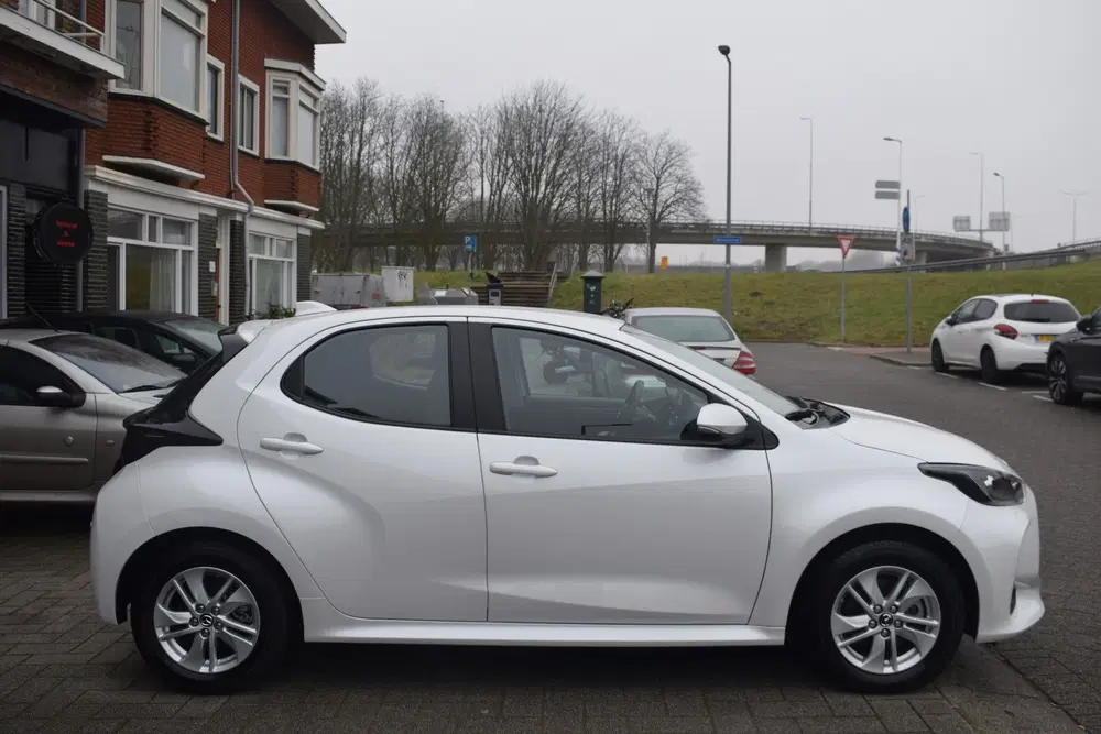 Mazda 2 Hybrid 1.5 Select Camera Stoel uit 2023, foto 7