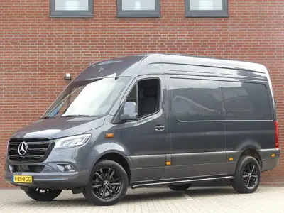 Mercedes-Benz Sprinter 317 CDI L2H2 LED uit 2024
