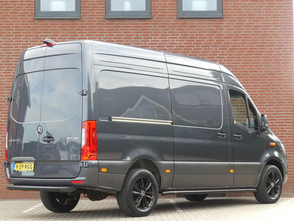 Mercedes-Benz Sprinter 317 CDI L2H2 LED uit 2024, foto 4
