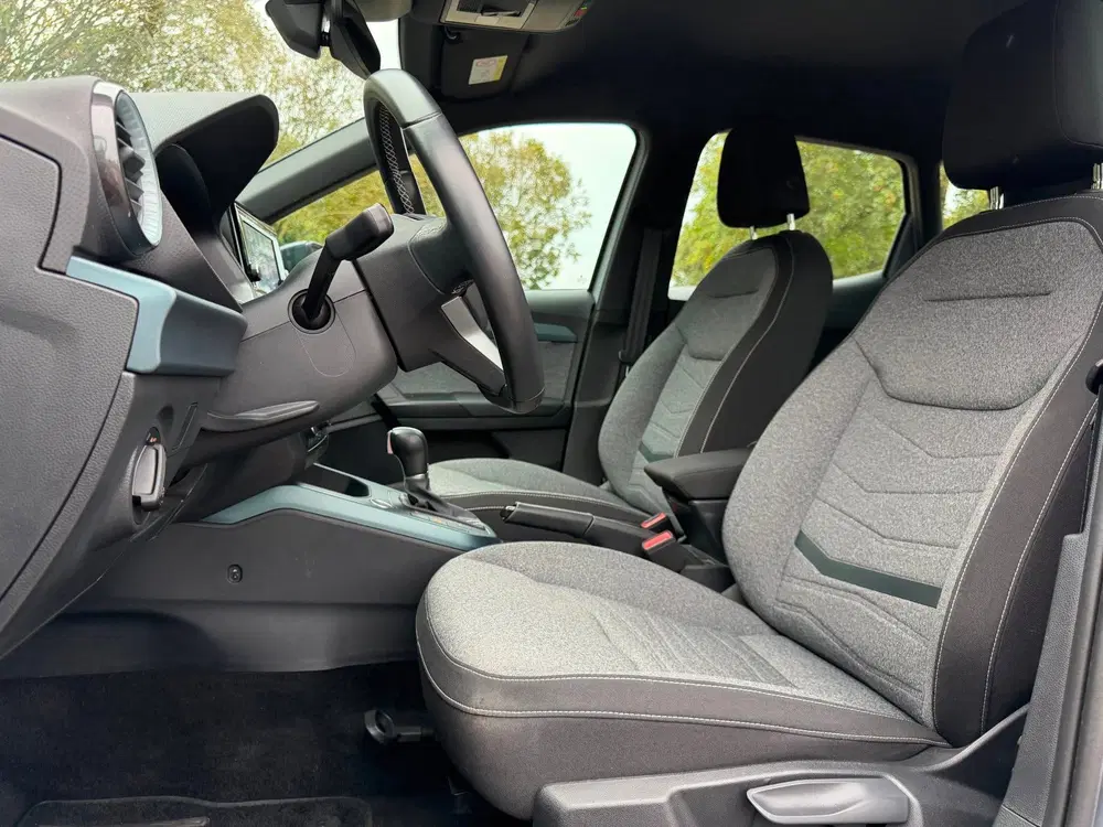 SEAT Arona 1.0 TSI Xperience Business Connect Automaa uit 2024, foto 11