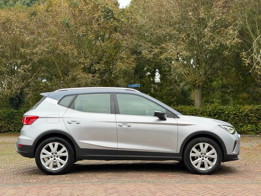 SEAT Arona 1.0 TSI Xperience Business Connect Automaa uit 2024, foto 7