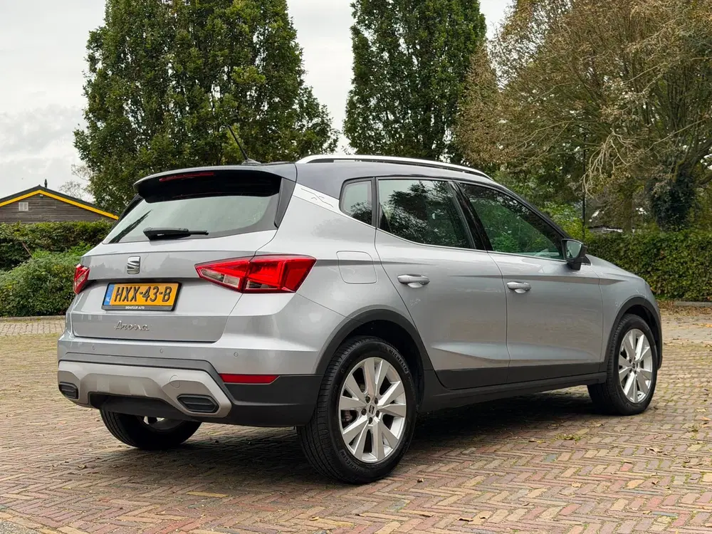 SEAT Arona 1.0 TSI Xperience Business Connect Automaa uit 2024, foto 8